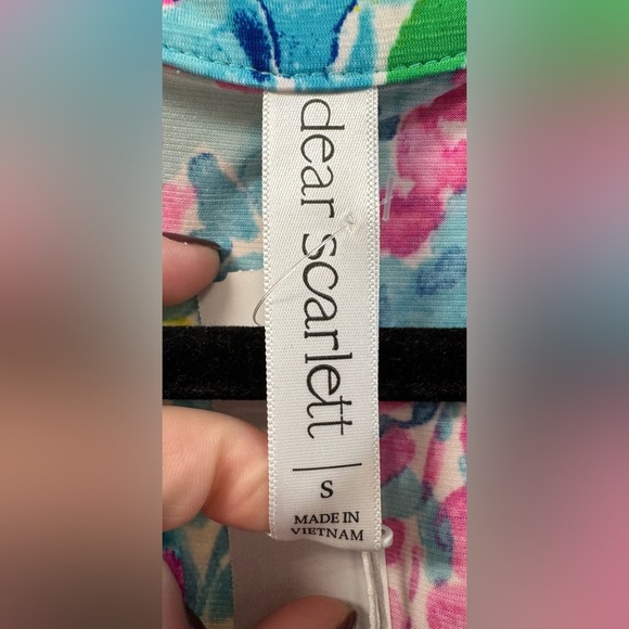 NWT, Dear Scarlett Pink and Blue Graphic Blouse Relaxed Fit - Picture 3 of 3
